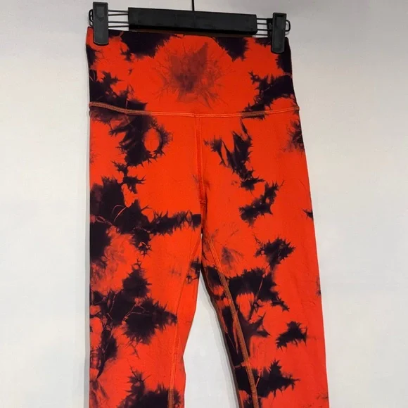 Lululemon Wunder Train High-Rise Crop 21" *Wash Tie Dye Carnation Red Black Sz 6 - Picture 5 of 10